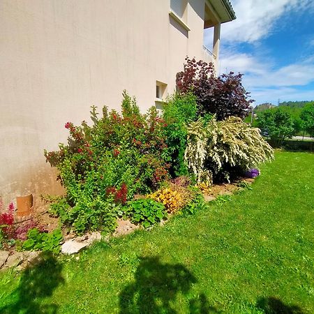 Acaba D'Entrar Bed & Breakfast Le Caylar Eksteriør bilde